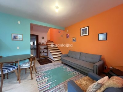 Casa para alugar com 85m², 2 quartos, 1 vaga no bairro Campeche em Florianópolis - Foto 2