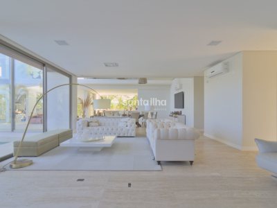 Casa em Condomínio para alugar ou comprar com 1.350m², 6 quartos, 6 suítes, 6 vagas no bairro Campeche em Florianópolis - Foto 28