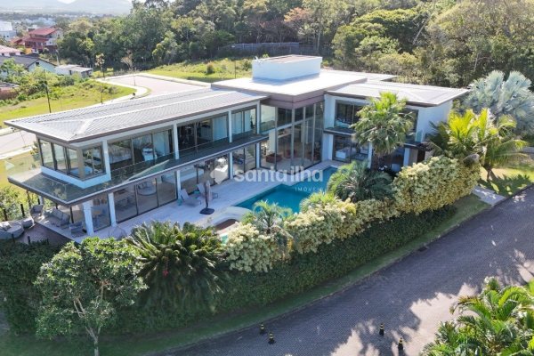 Casa em Condomínio para alugar ou comprar com 1.350m², 6 quartos, 6 suítes, 6 vagas no bairro Campeche em Florianópolis