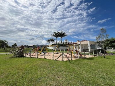 Terreno à venda com 385m², 1 vaga no bairro Campeche em Florianópolis - Foto 10