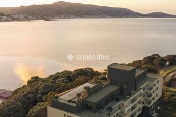 Apartamento à venda com 132m², 3 quartos, 3 suítes, 2 vagas no bairro Coqueiros em Florianópolis