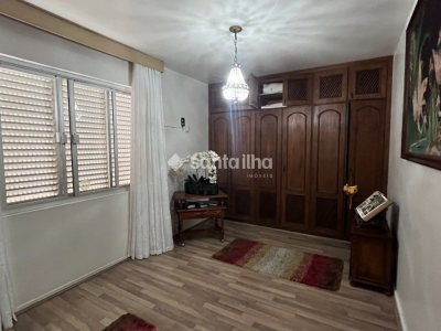 Apartamento à venda com 106m², 3 quartos, 1 suíte, 2 vagas no bairro Centro em Florianópolis - Foto 22