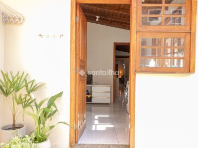 Casa à venda com 189m², 3 quartos, 1 suíte, 1 vaga no bairro Campeche em Florianópolis - Foto 10