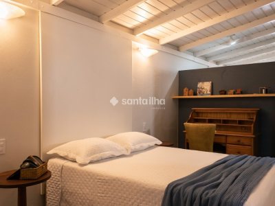 Casa à venda com 189m², 3 quartos, 1 suíte, 1 vaga no bairro Campeche em Florianópolis - Foto 30