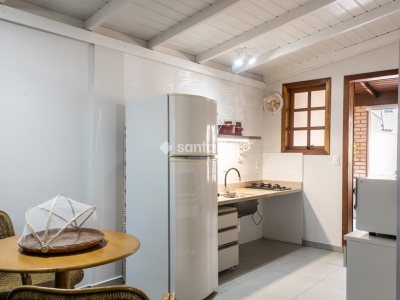 Casa à venda com 189m², 3 quartos, 1 suíte, 1 vaga no bairro Campeche em Florianópolis - Foto 33