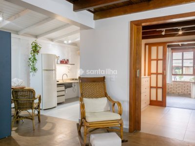 Casa à venda com 189m², 3 quartos, 1 suíte, 1 vaga no bairro Campeche em Florianópolis - Foto 37