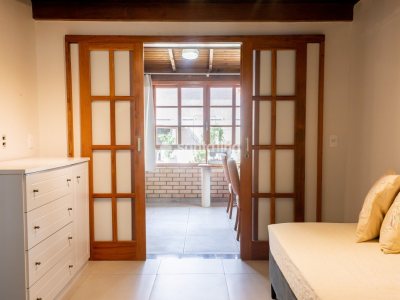 Casa à venda com 189m², 3 quartos, 1 suíte, 1 vaga no bairro Campeche em Florianópolis - Foto 38