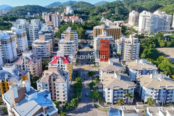 Apartamento à venda com 51m², 1 quarto, 1 vaga no bairro Itacorubi em Florianópolis