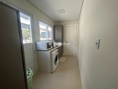 Casa em Condomínio para alugar ou comprar com 417m², 5 quartos, 4 suítes, 2 vagas no bairro Rio Tavares em Florianópolis - Foto 11