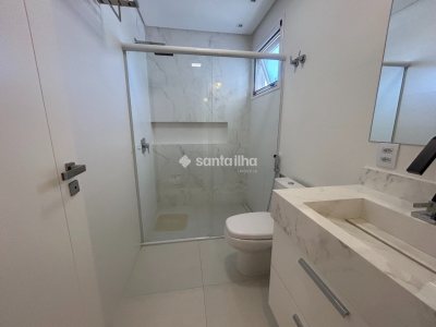 Casa em Condomínio para alugar ou comprar com 417m², 5 quartos, 4 suítes, 2 vagas no bairro Rio Tavares em Florianópolis - Foto 25