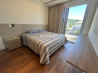 Casa em Condomínio para alugar ou comprar com 417m², 5 quartos, 4 suítes, 2 vagas no bairro Rio Tavares em Florianópolis - Foto 26