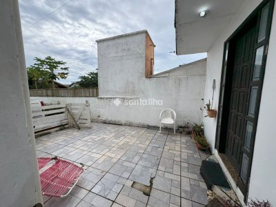 Casa à venda com 250m², 3 quartos, 1 suíte, 2 vagas no bairro Campeche em Florianópolis - Foto 13