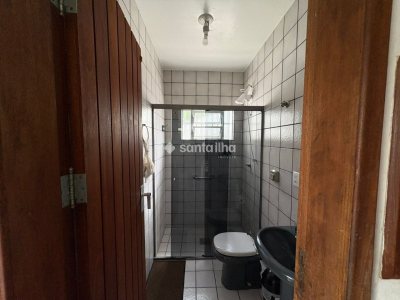 Casa à venda com 250m², 3 quartos, 1 suíte, 2 vagas no bairro Campeche em Florianópolis - Foto 27