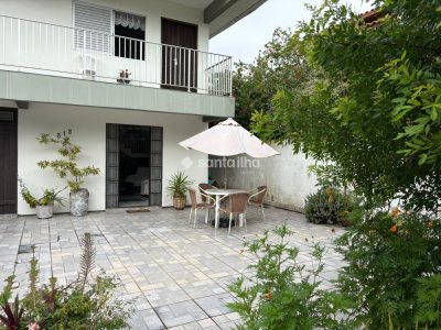 Casa à venda com 250m², 3 quartos, 1 suíte, 2 vagas no bairro Campeche em Florianópolis - Foto 6