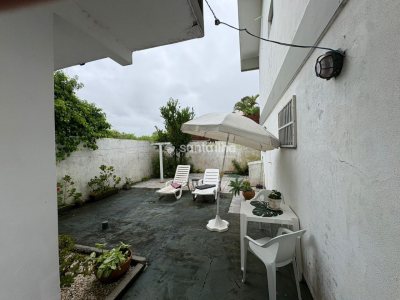 Casa à venda com 250m², 3 quartos, 1 suíte, 2 vagas no bairro Campeche em Florianópolis - Foto 9