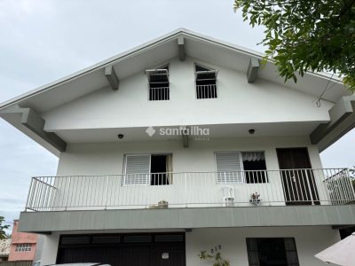 Casa à venda com 250m², 3 quartos, 1 suíte, 2 vagas no bairro Campeche em Florianópolis - Foto 2