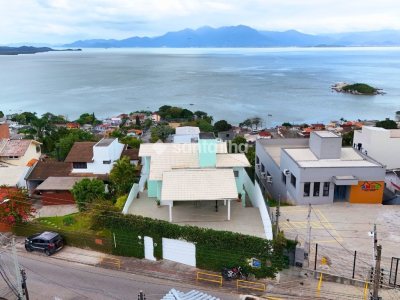 Casa à venda com 298m², 3 quartos, 2 suítes, 6 vagas no bairro José Mendes em Florianópolis - Foto 61
