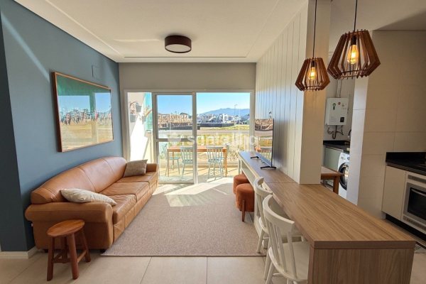 Apartamento à venda com 84m², 2 quartos, 1 suíte, 1 vaga no bairro Campeche em Florianópolis