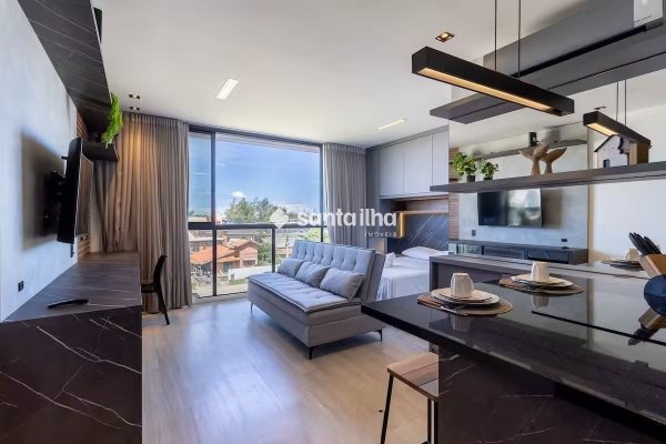 Studio à venda com 36m², 1 quarto, 1 vaga no bairro Campeche em Florianópolis