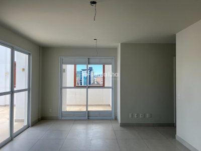 Apartamento à venda com 156m², 3 quartos, 1 suíte, 1 vaga no bairro Agronômica em Florianópolis - Foto 6
