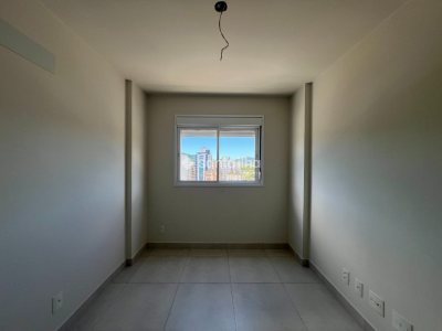Apartamento à venda com 156m², 3 quartos, 1 suíte, 1 vaga no bairro Agronômica em Florianópolis - Foto 23