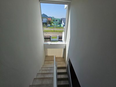 Casa à venda com 264m², 3 quartos, 1 suíte, 3 vagas no bairro Açores em Florianópolis - Foto 26