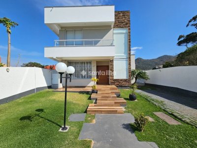 Casa à venda com 264m², 3 quartos, 1 suíte, 3 vagas no bairro Açores em Florianópolis - Foto 3