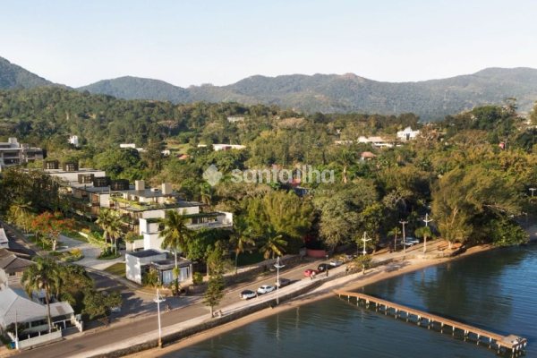 Apartamento à venda com 172m², 3 quartos, 3 suítes, 2 vagas no bairro Cacupé em Florianópolis