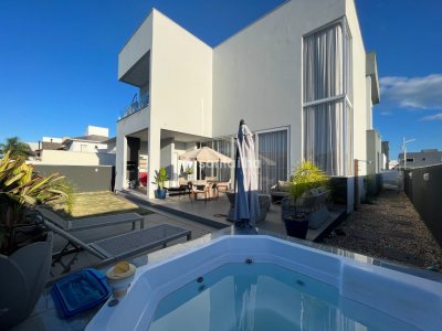 Casa em Condomínio para alugar com 278m², 5 quartos, 4 suítes, 4 vagas no bairro Campeche em Florianopolis - Foto 19