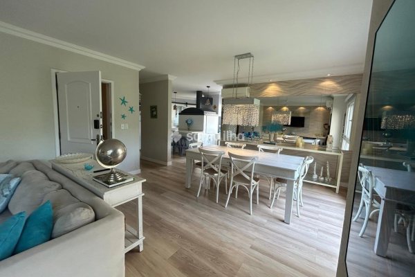 Apartamento para alugar ou comprar com 157m², 3 quartos, 1 suíte, 2 vagas no bairro Lagoa da Conceição em Florianópolis