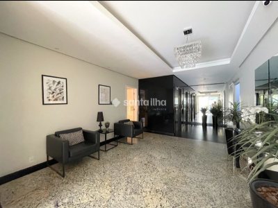 Apartamento à venda com 65m², 2 quartos, 1 vaga no bairro Centro em Florianópolis - Foto 2