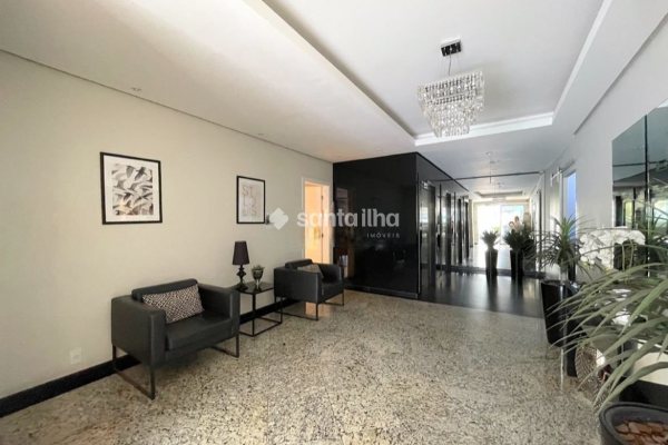 Apartamento à venda com 65m², 2 quartos, 1 vaga no bairro Centro em Florianópolis