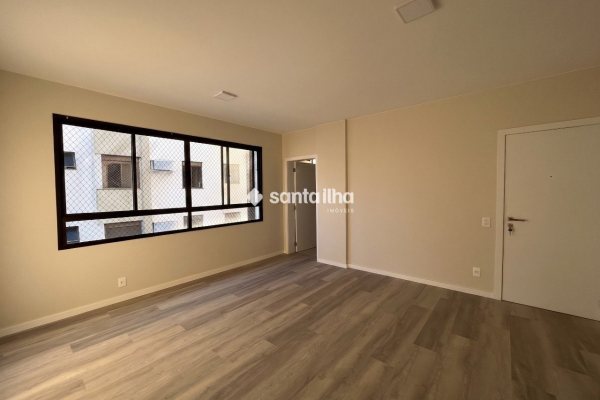 Apartamento para alugar com 68m², 2 quartos, 1 suíte, 1 vaga no bairro Agronômica em Florianópolis