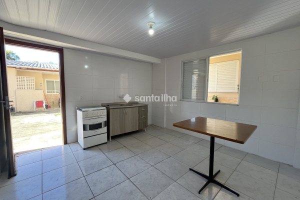 Apartamento para alugar com 30m², 1 quarto no bairro Rio Tavares em Florianópolis