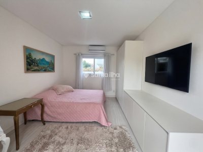 Casa em Condomínio para alugar com 350m², 3 quartos, 3 suítes, 2 vagas no bairro Rio Tavares em Florianópolis - Foto 19