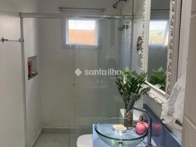Casa em Condomínio para alugar com 350m², 3 quartos, 3 suítes, 2 vagas no bairro Rio Tavares em Florianópolis - Foto 21