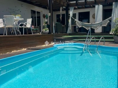 Casa em Condomínio para alugar com 350m², 3 quartos, 3 suítes, 2 vagas no bairro Rio Tavares em Florianópolis - Foto 30