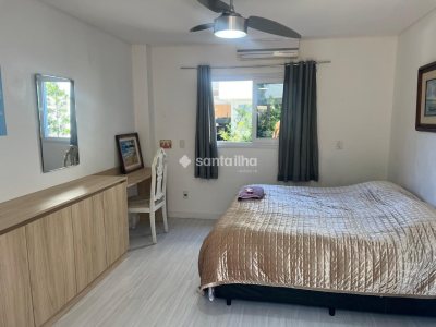Casa em Condomínio para alugar com 350m², 3 quartos, 3 suítes, 2 vagas no bairro Rio Tavares em Florianópolis - Foto 24