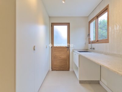 Casa em Condomínio à venda com 350m², 3 quartos, 3 suítes, 2 vagas no bairro Rio Tavares em Florianópolis - Foto 32