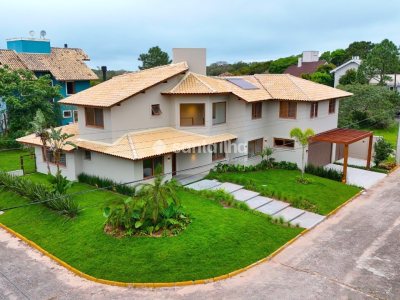 Casa em Condomínio à venda com 350m², 3 quartos, 3 suítes, 2 vagas no bairro Rio Tavares em Florianópolis - Foto 2