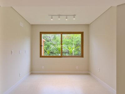 Casa em Condomínio à venda com 350m², 3 quartos, 3 suítes, 2 vagas no bairro Rio Tavares em Florianópolis - Foto 22