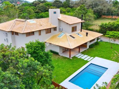 Casa em Condomínio à venda com 350m², 3 quartos, 3 suítes, 2 vagas no bairro Rio Tavares em Florianópolis - Foto 3