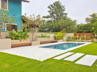 Casa em Condomínio à venda com 350m², 3 quartos, 3 suítes, 2 vagas no bairro Rio Tavares em Florianópolis - Foto 4