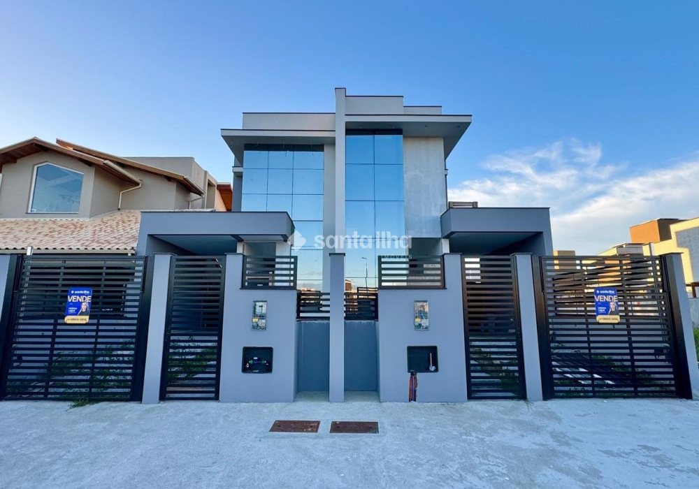 Casa à venda com 157m², 3 quartos, 3 suítes, 1 vaga no bairro Campeche em Florianópolis - Foto 1