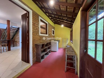 Casa para alugar com 125m², 4 quartos, 1 suíte, 5 vagas no bairro Campeche em Florianópolis - Foto 8