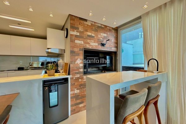 Apartamento à venda com 139m², 2 quartos, 1 suíte, 2 vagas no bairro Campeche em Florianópolis