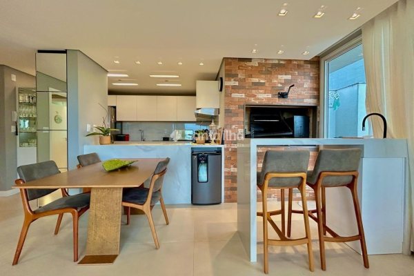 Apartamento à venda com 139m², 2 quartos, 1 suíte, 2 vagas no bairro Campeche em Florianópolis