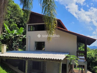 Casa à venda com 200m², 3 quartos, 2 vagas no bairro Ribeirão da Ilha em Florianópolis - Foto 2