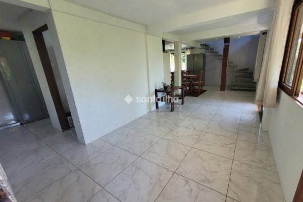 Casa à venda com 200m², 3 quartos, 2 vagas no bairro Ribeirão da Ilha em Florianópolis
