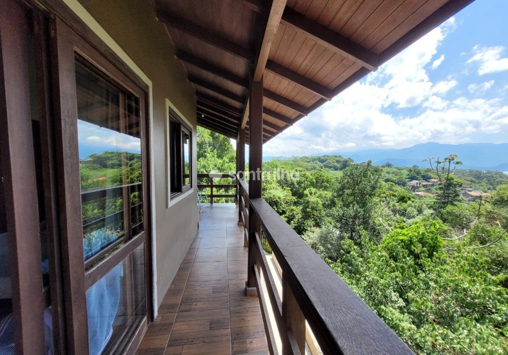Casa à venda com 200m², 3 quartos, 2 vagas no bairro Ribeirão da Ilha em Florianópolis - Foto 1
